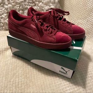 Women’s Puma Sneakers